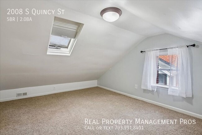 Building Photo - 2008 S Quincy St