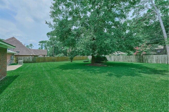 Building Photo - 26611 Oak Hill Dr