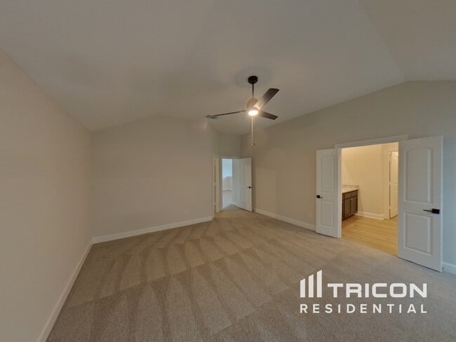 Building Photo - 1106 Bullock Dr