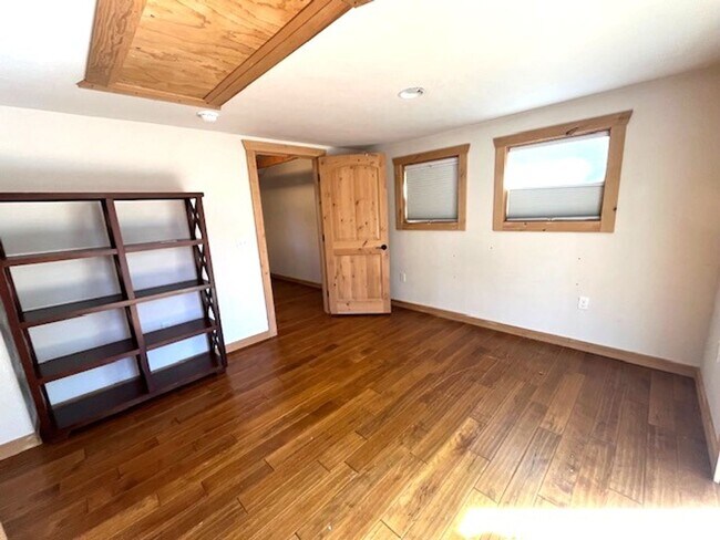 Building Photo - 1 Bedroom 1 Bath McMinnville OR