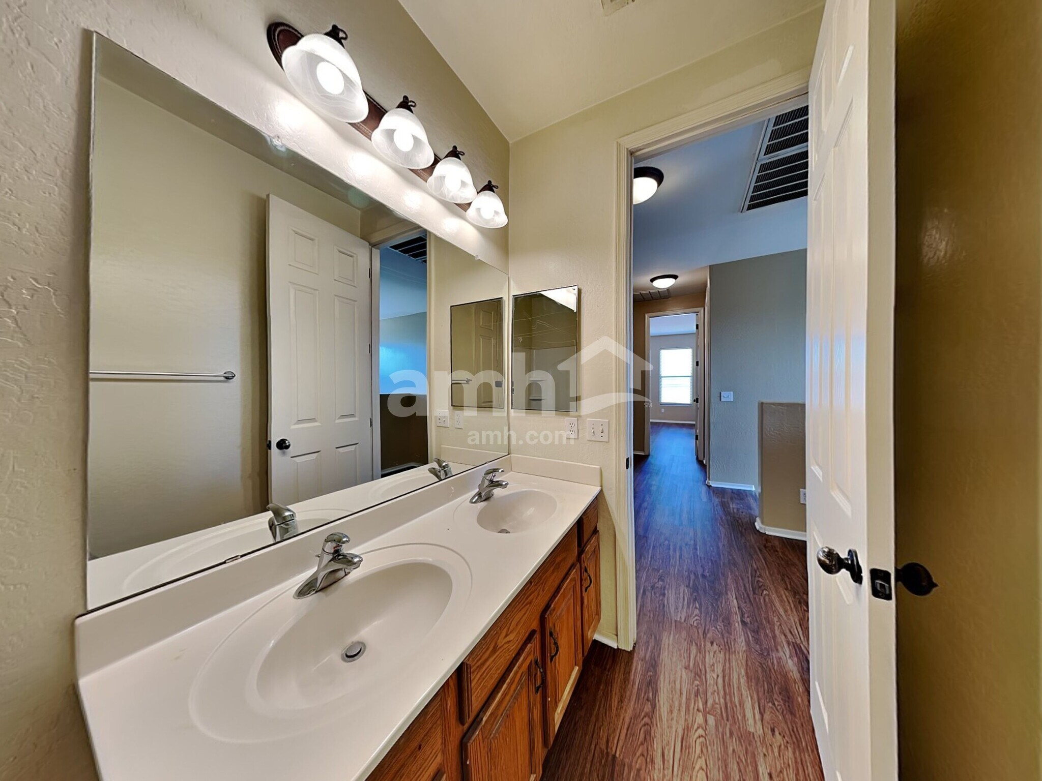 Building Photo - 3708 S 100th Glen