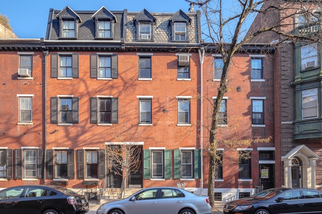 Building Photo - 331 S 18th St