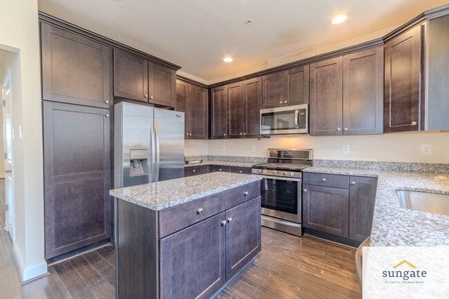 Building Photo - 5757 Richards Valley Rd