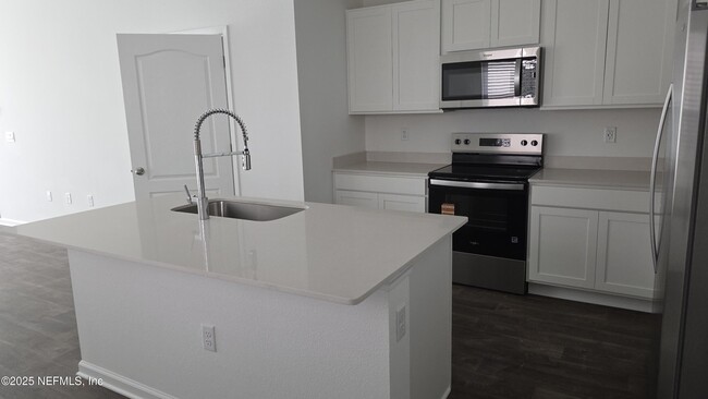 Building Photo - 12720 GERONIMO Pl