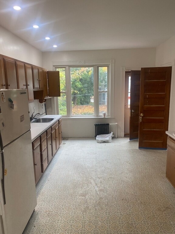 Building Photo - 11 Pasadena Rd