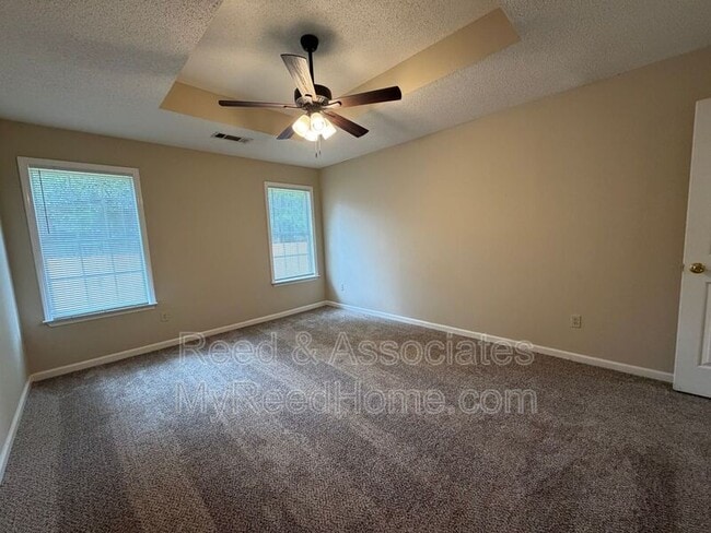 Building Photo - 5632 Pecan Trce