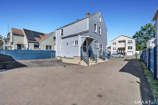 Building Photo - 75 Ocean Ave