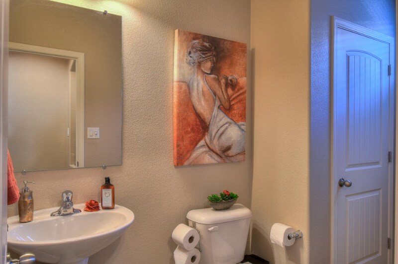 Building Photo - 7032 Tombstone Rd NW