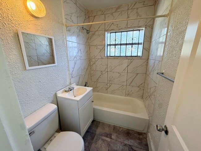 Building Photo - 15331 NW 29th Ave