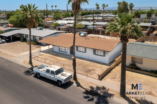 Building Photo - 4 Bed/2Bath Home at 39th Ave/Camelback! Re...