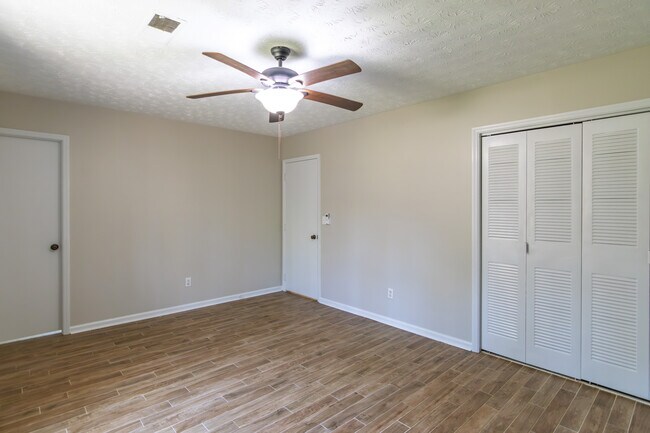 Building Photo - 1026 Denney Rd