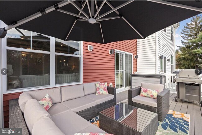 Building Photo - 514 Coates Ln