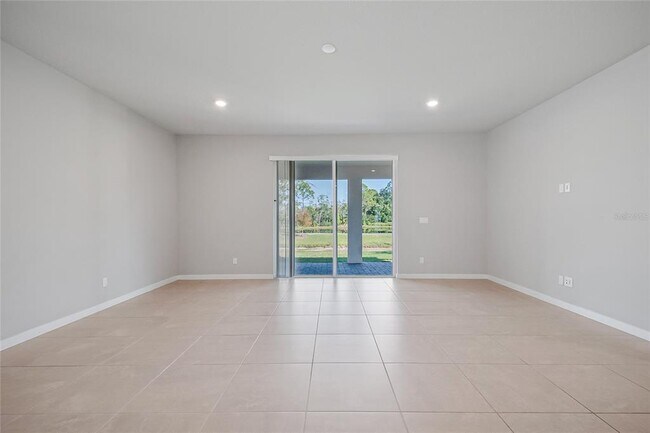 Building Photo - 5685 Arborvista Dr