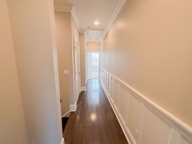 Building Photo - 1028 Bowman Woods Dr