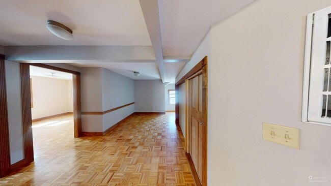 Building Photo - 55 Metropolitan Ave