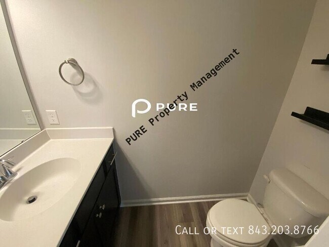 Building Photo - 419 Brookgreen Dr