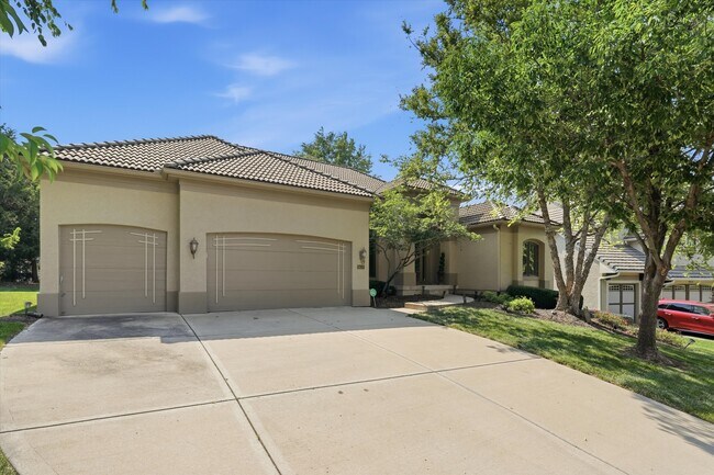 Building Photo - 9638 Zarda Dr