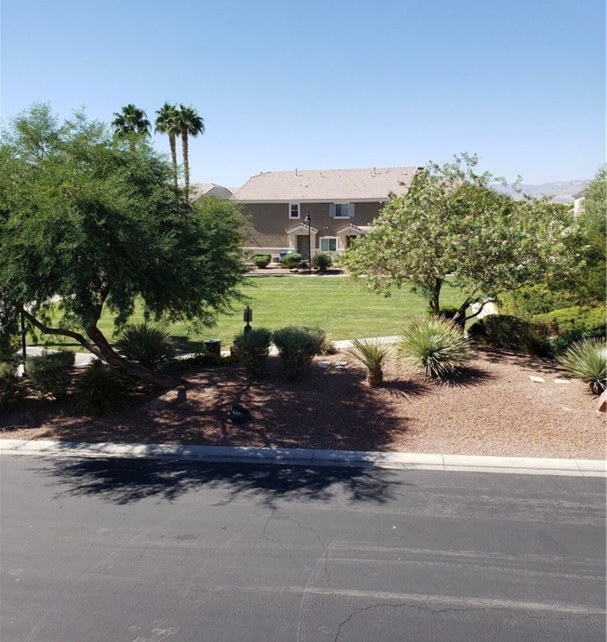 Building Photo - 3504 Glorious Iris Pl