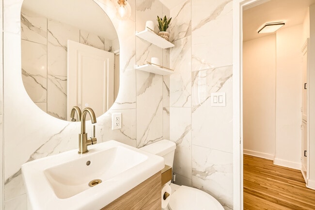 Building Photo - 3807 France Ave S