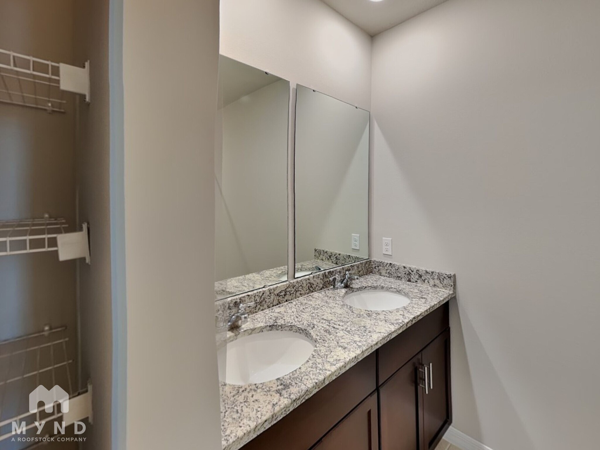 Building Photo - 188 Towns Cir