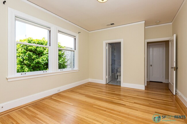 Building Photo - Pacific Heights: Remodeled Single Family H...