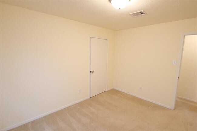 Building Photo - 814 Rosa Del Villa Ct