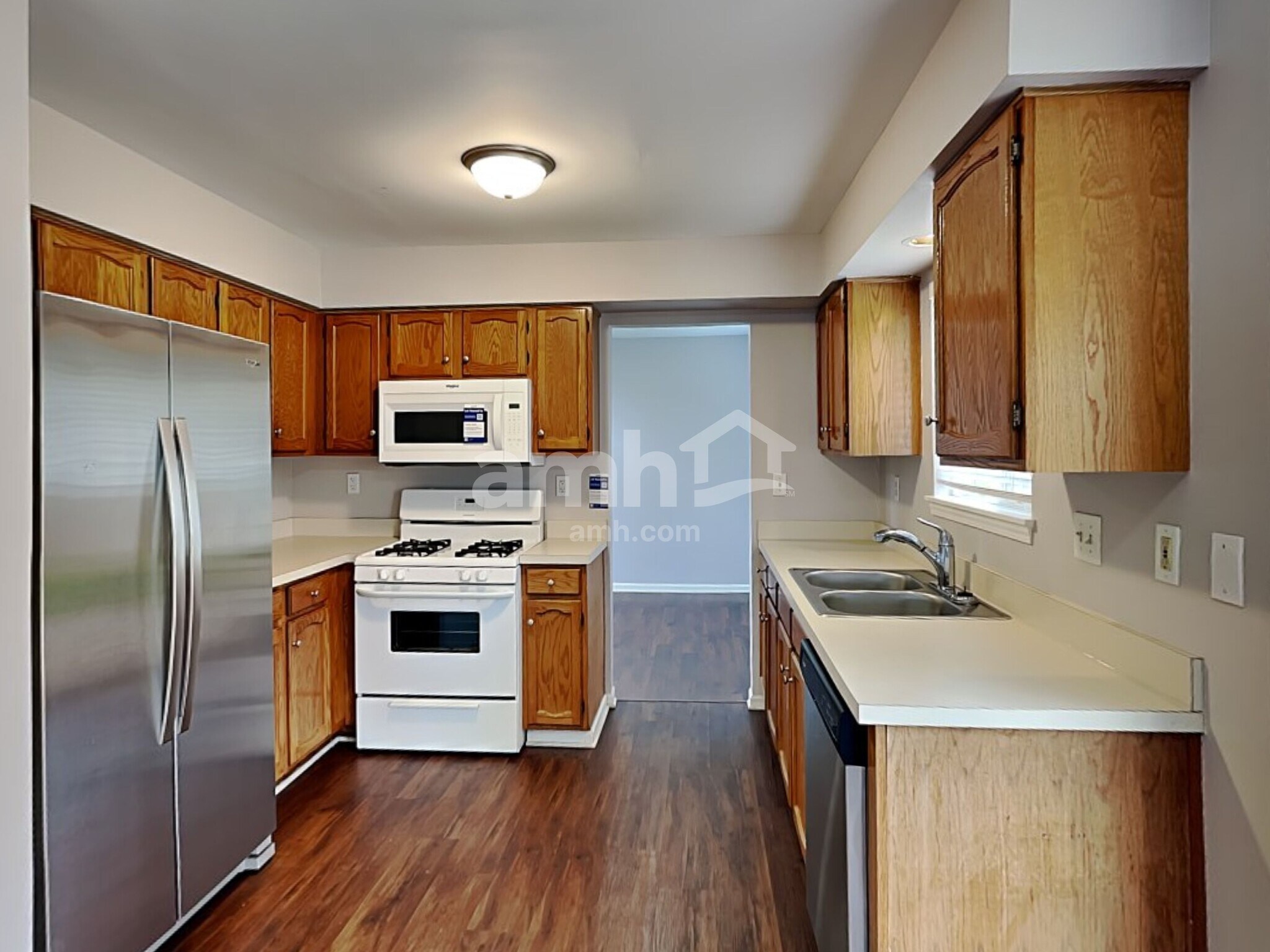 Building Photo - 20934 W Bloomfield Dr