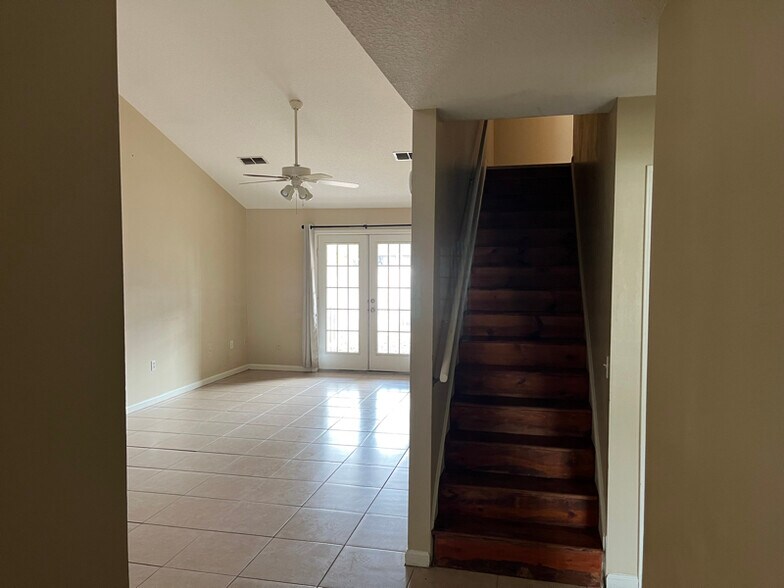 Building Photo - 400 Madison Ave