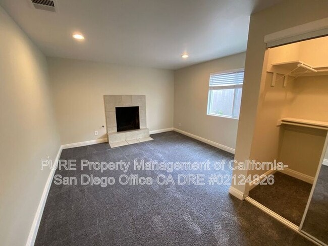 Building Photo - 3924 Glading Dr