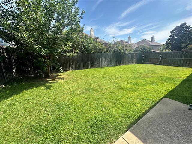 Building Photo - 2450 Streamside Ct