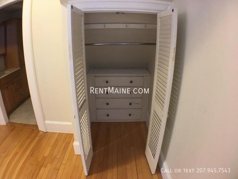 Building Photo - 269 French St