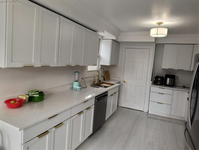 Building Photo - 19650 Buffalo St