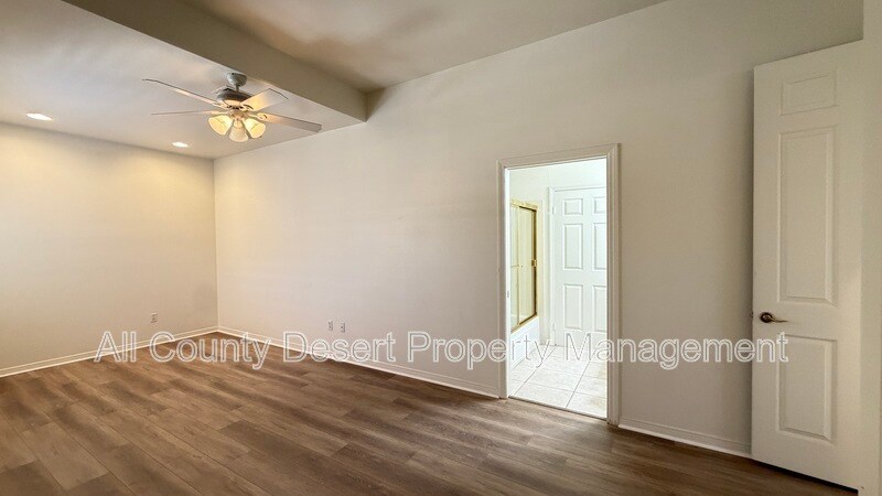 Building Photo - 37544 Wyndham Rd