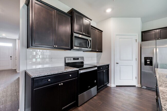 Building Photo - Stylish home in Highly Desirable Drayton P...