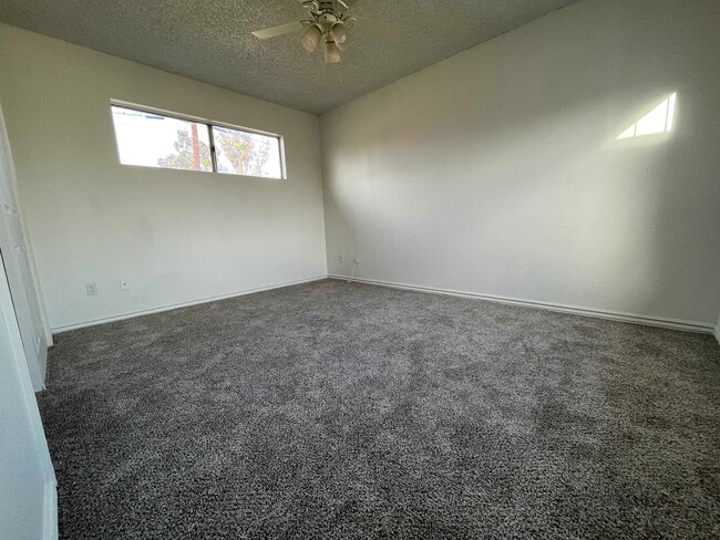 Building Photo - 2684 W 14th St