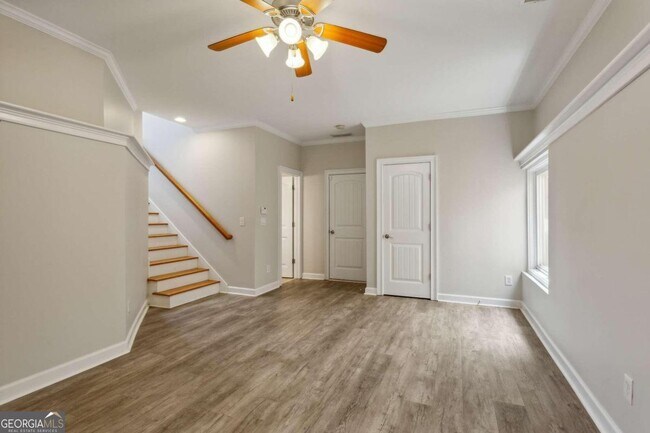 Building Photo - 1316 Egan Way