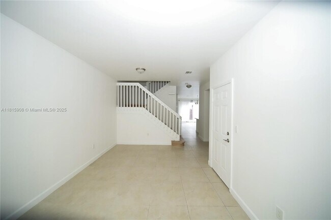 Building Photo - 10456 NW 61 Ln.