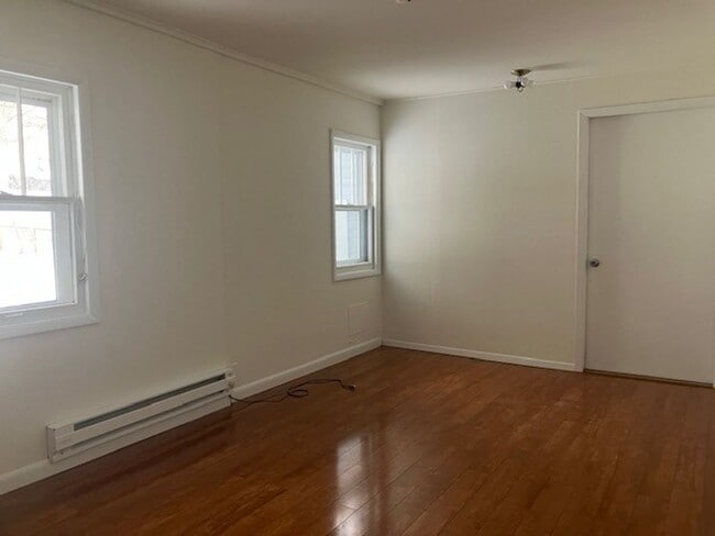 Building Photo - Single Family Home for Rent