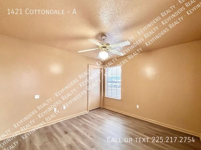 Building Photo - 1421 Cottondale-A