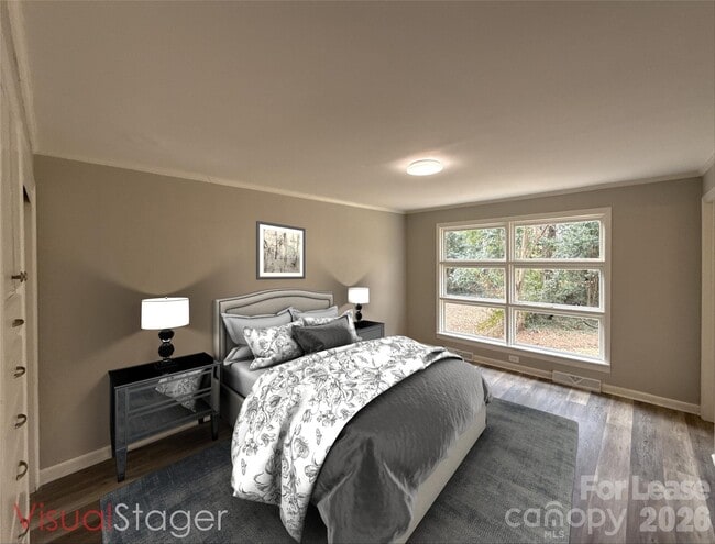 Building Photo - 2745 Dogwood Ave