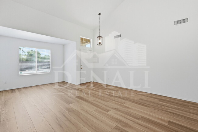 Building Photo - 8510 W Luken Way