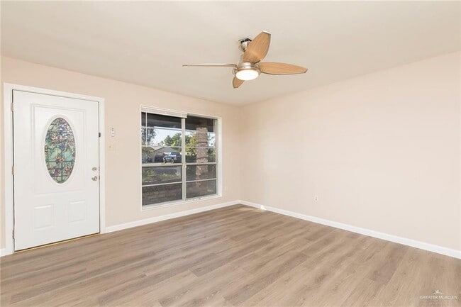 Building Photo - 39 Pecan Ave