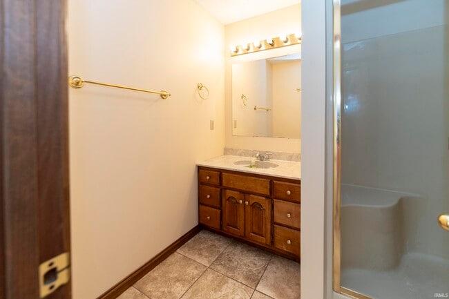 Building Photo - 5435 Kiowa Cir