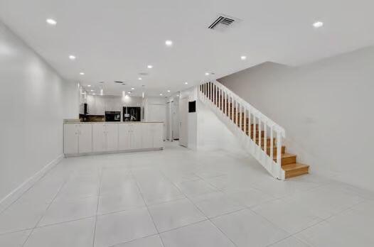 Building Photo - 7850 Lago Del Mar Dr