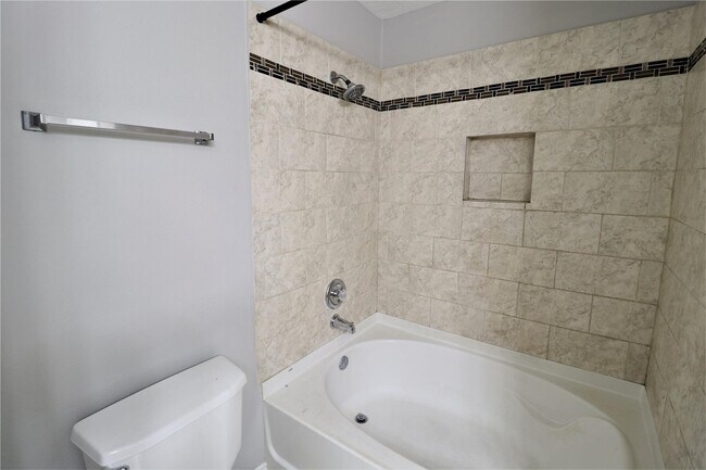 Building Photo - 811 Slate Valley Ln