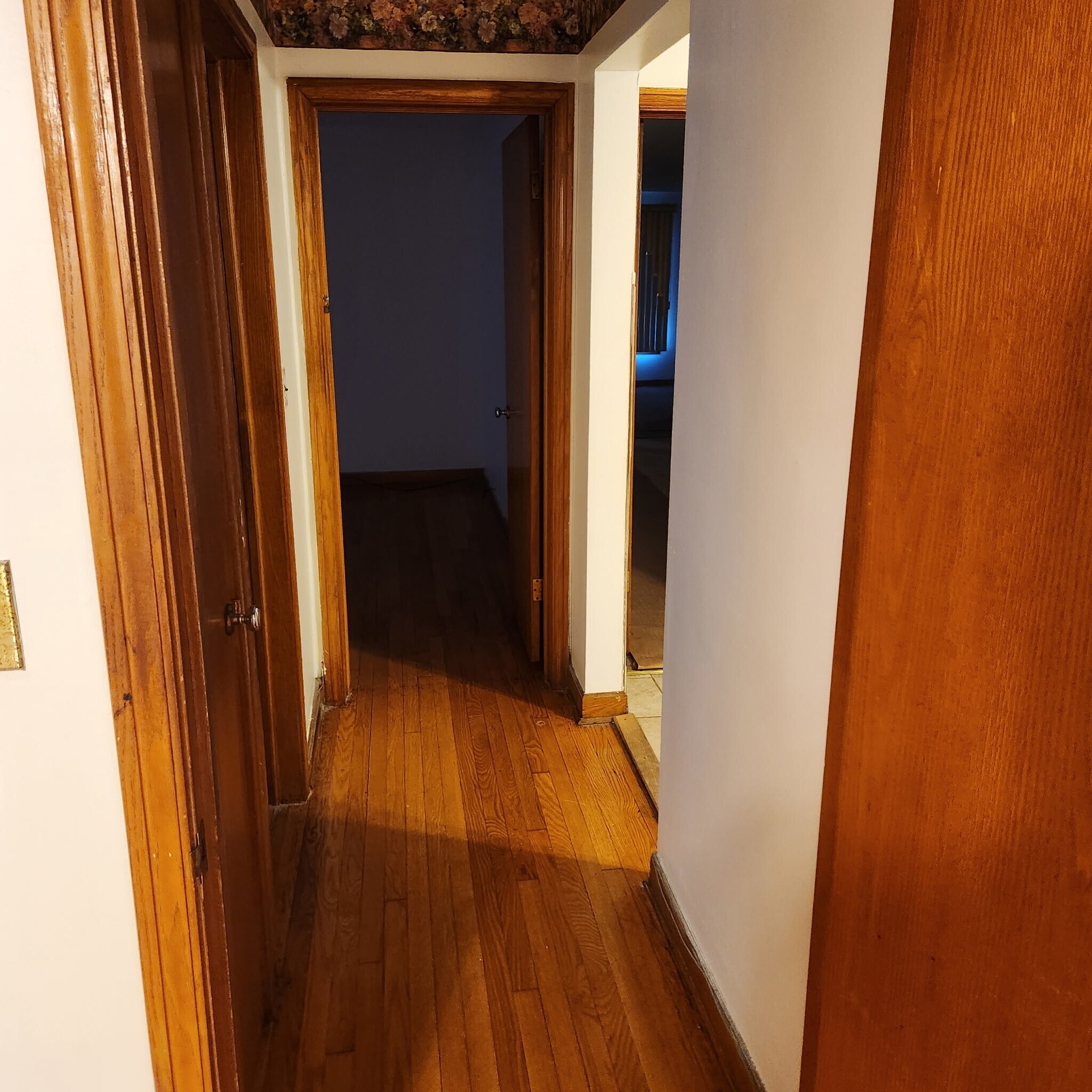 Building Photo - 6656 S Fairfield Ave