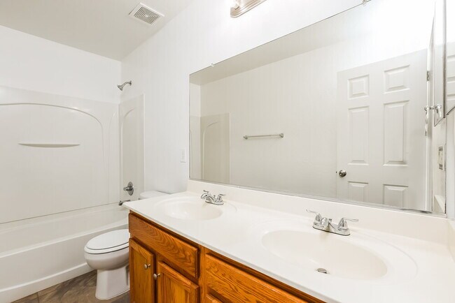 Building Photo - 5422 S Dove Valley