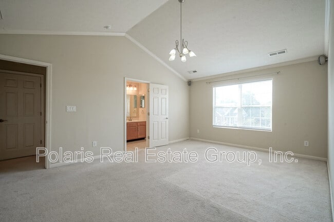 Building Photo - 4084 Weston Pointe Dr