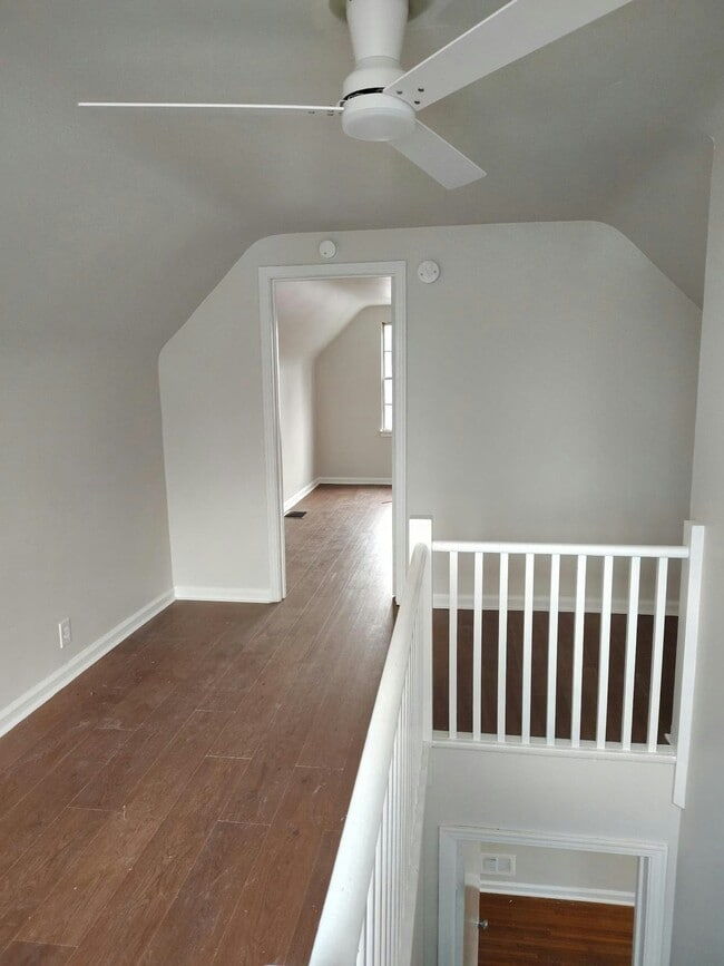 Building Photo - 3305 N Keystone Ave