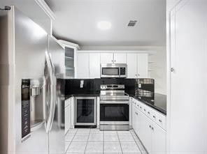 Building Photo - Northwest 182nd Street, Hialeah, FL 33015 - 3 BR 2.5 BA townhouse